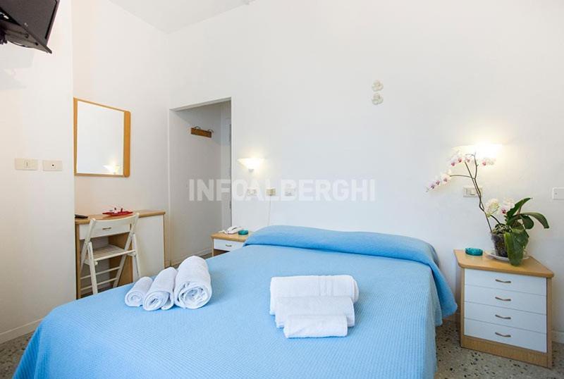 B&B Hotel Lucciola Cattolica Exterior photo