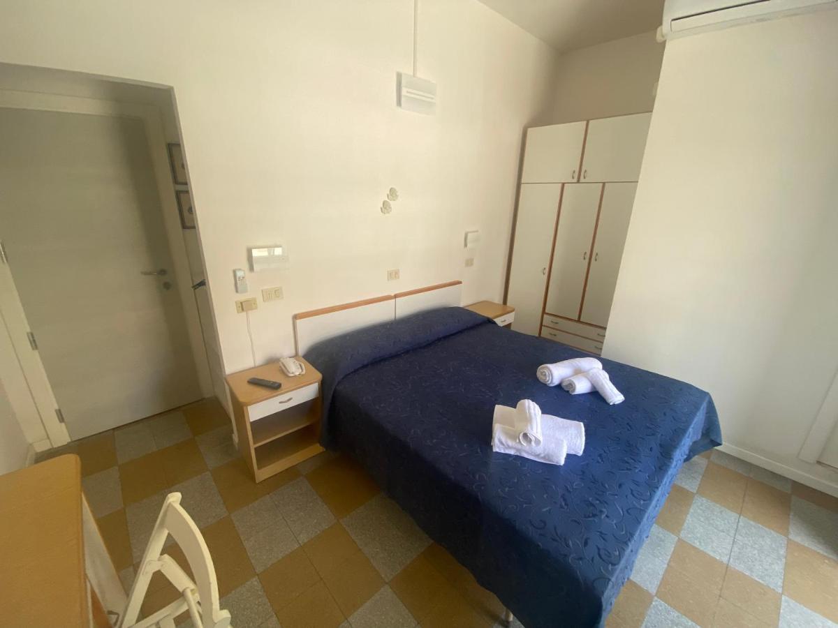 B&B Hotel Lucciola Cattolica Exterior photo