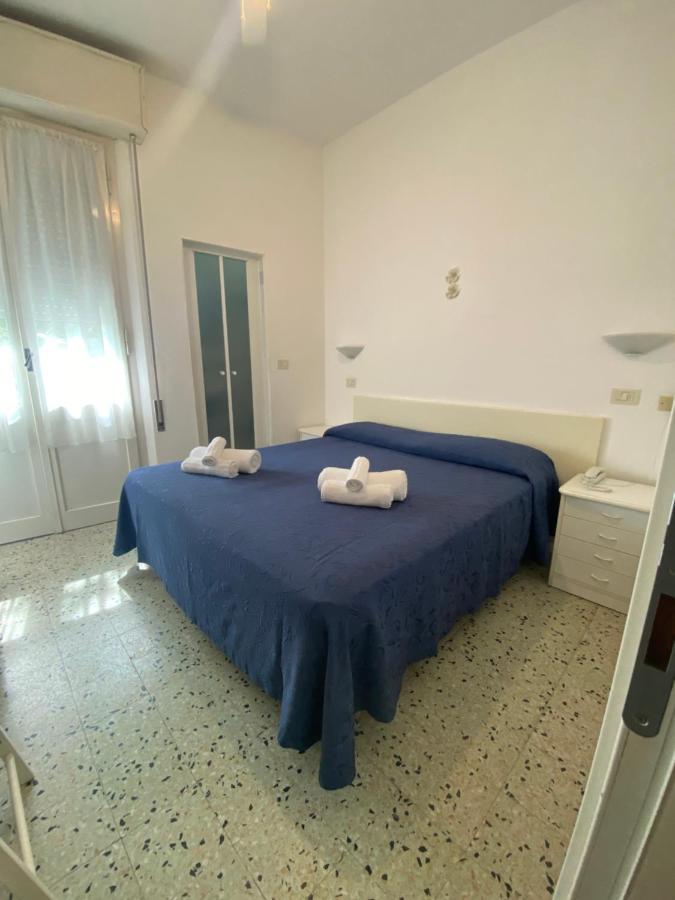 B&B Hotel Lucciola Cattolica Exterior photo
